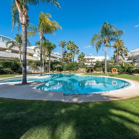 Apartment Altos De Banus Ii Momento Marbella